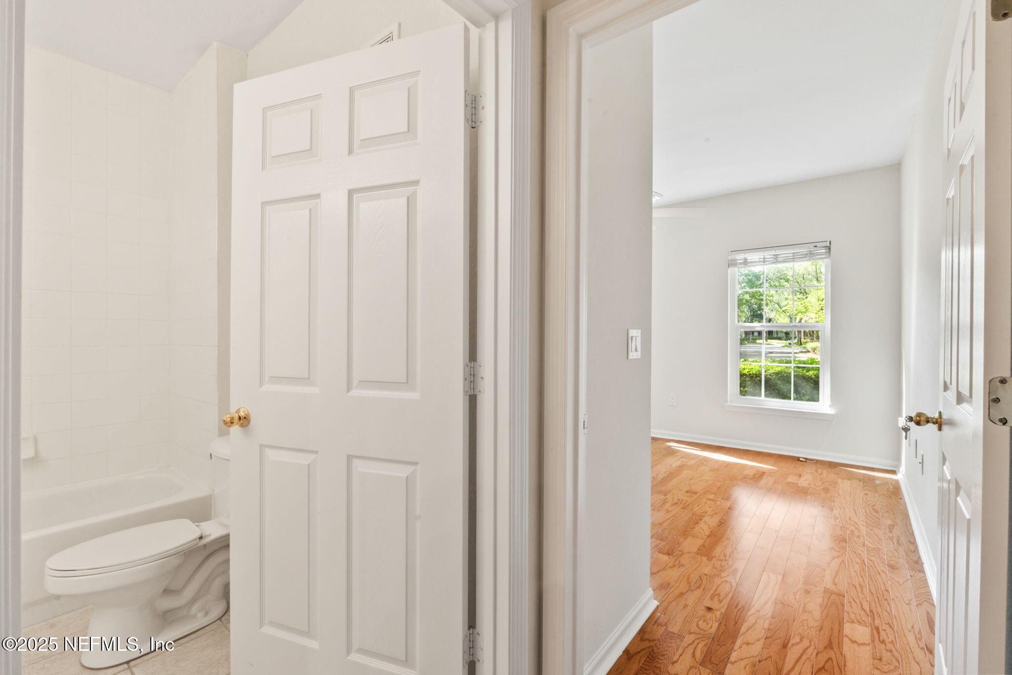 10901 BURNT MILL Road, 2204