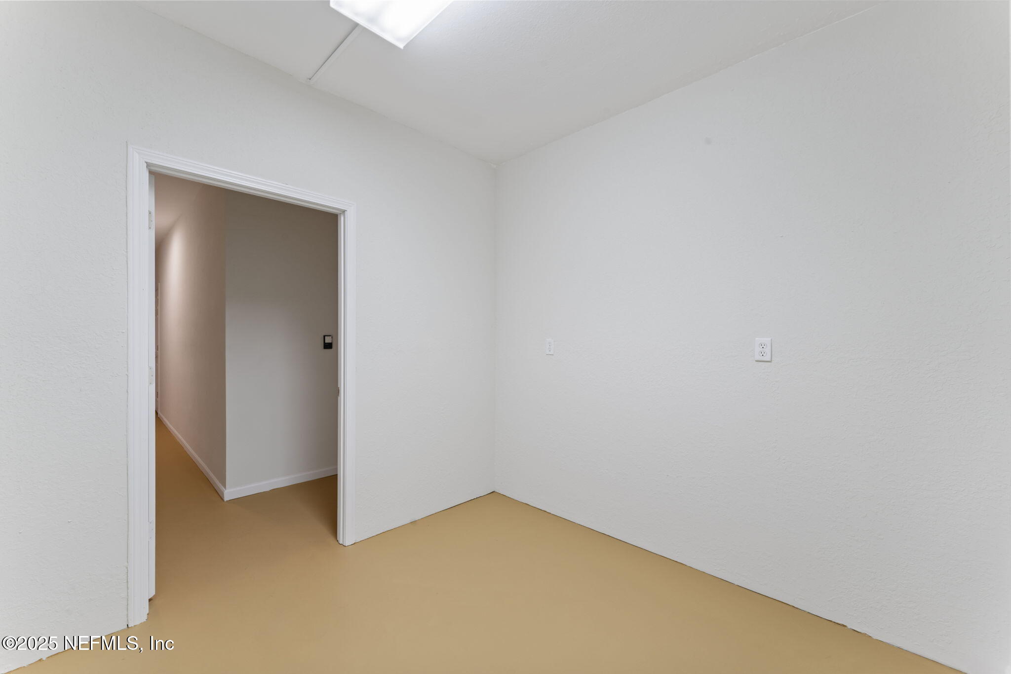 10901 BURNT MILL Road, 2204