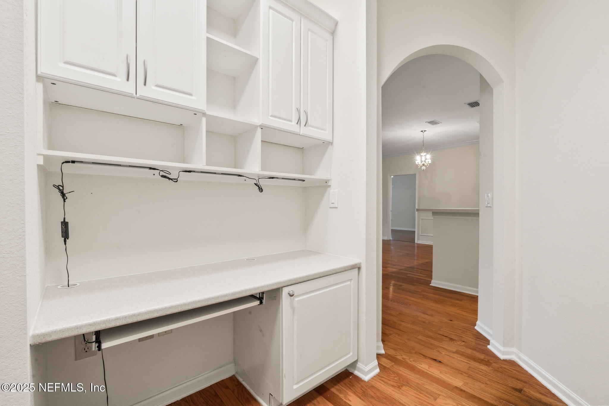 10901 BURNT MILL Road, 2204