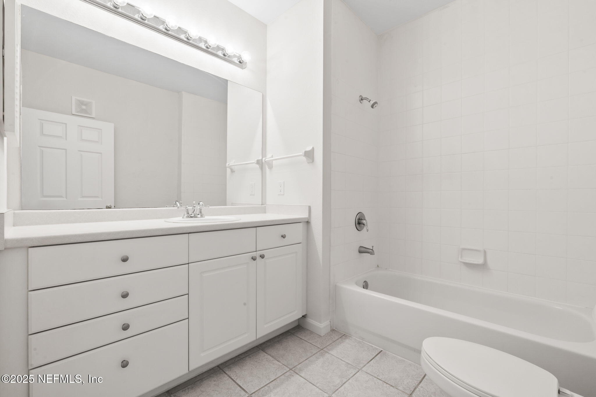 10901 BURNT MILL Road, 2204