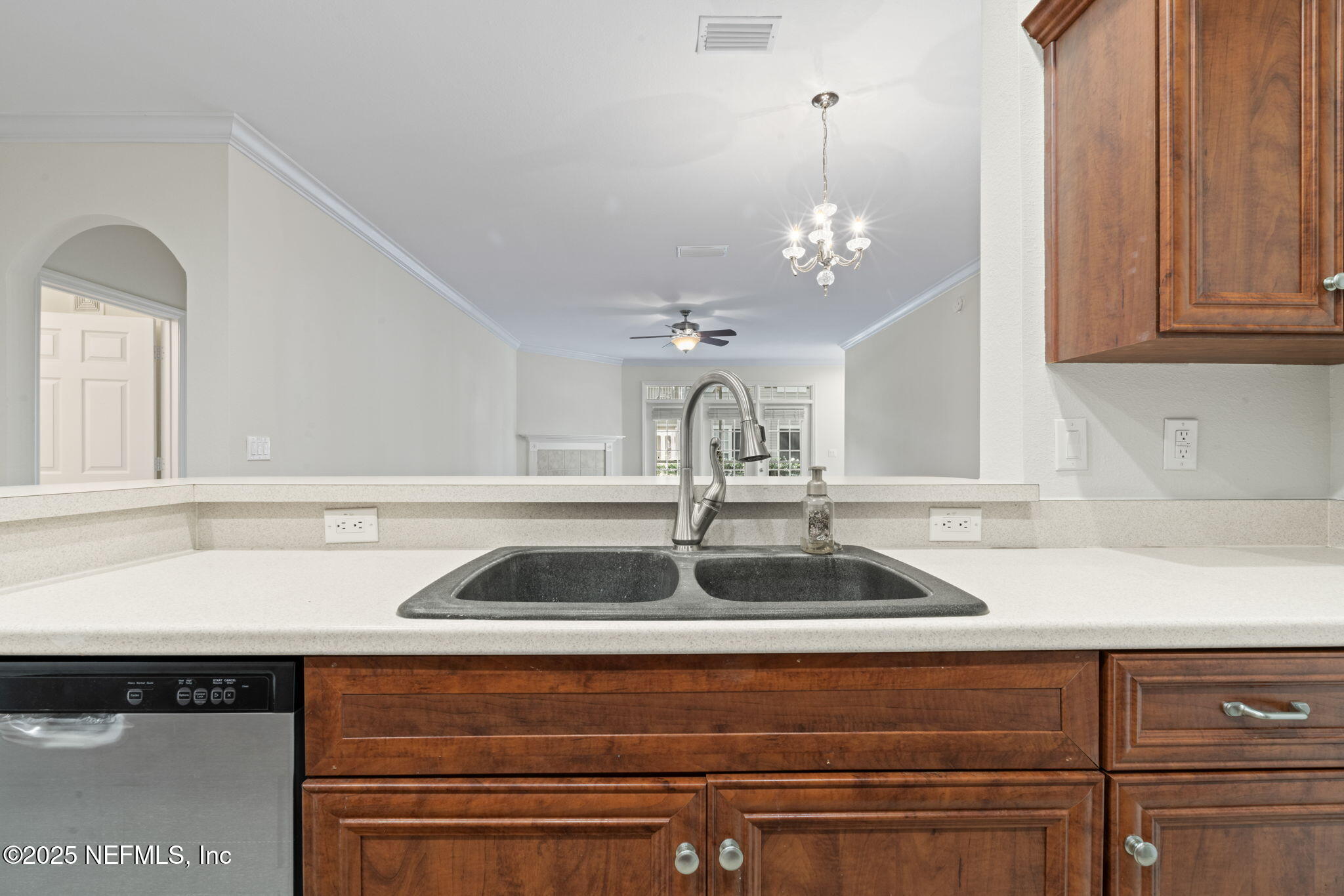 10901 BURNT MILL Road, 2204