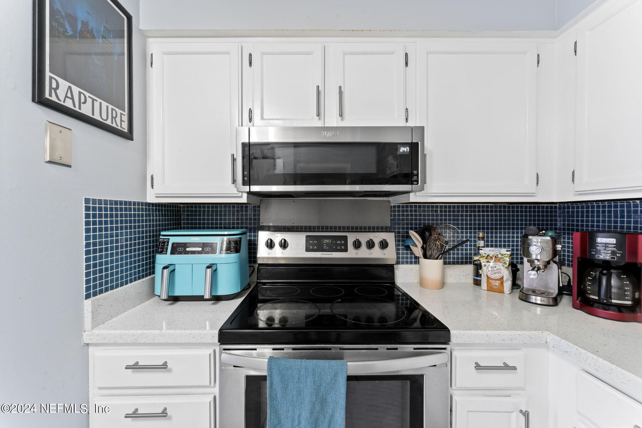 7852 PLAYA DEL REY Court, 7852