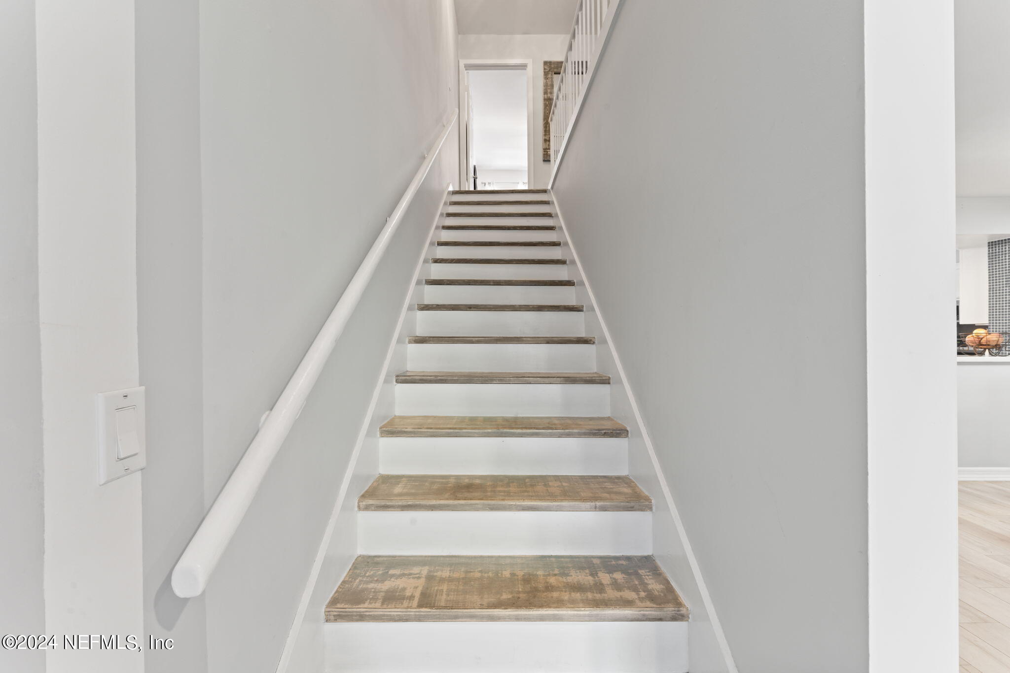 7852 PLAYA DEL REY Court, 7852