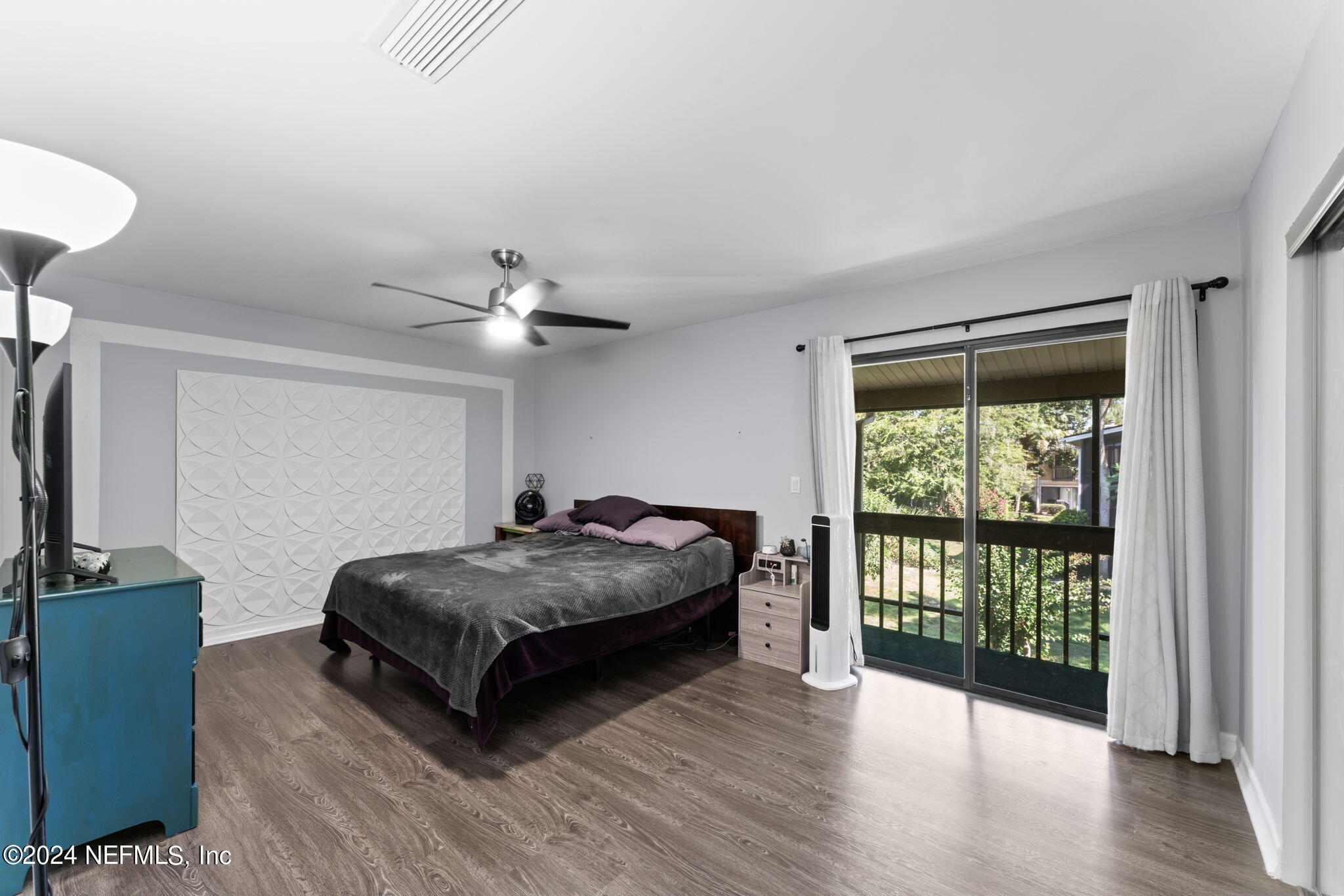 7852 PLAYA DEL REY Court, 7852