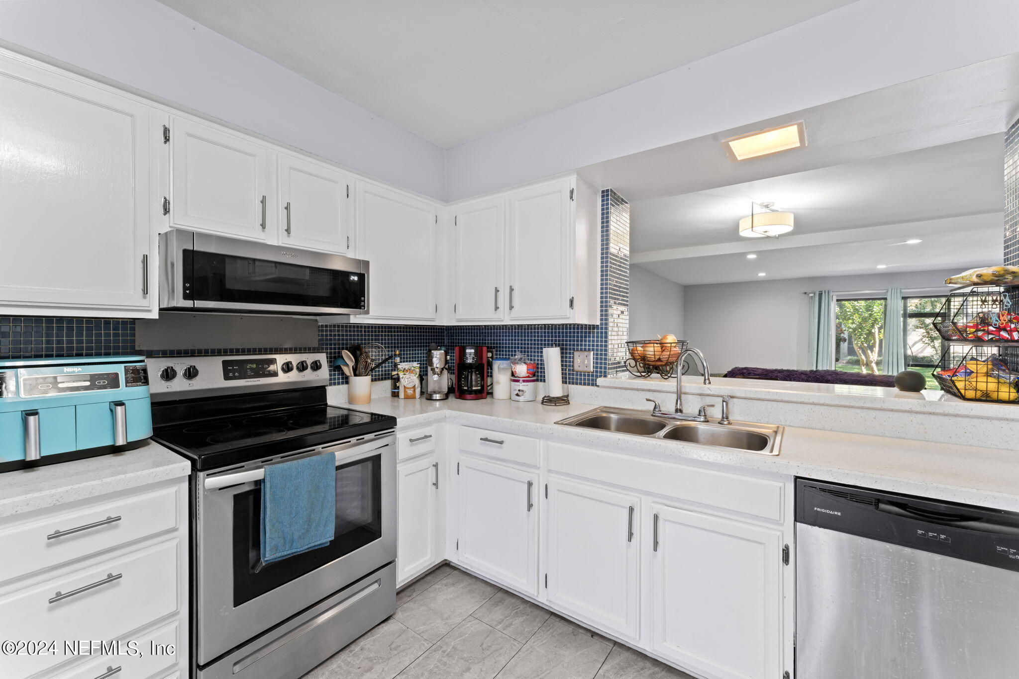 7852 PLAYA DEL REY Court, 7852