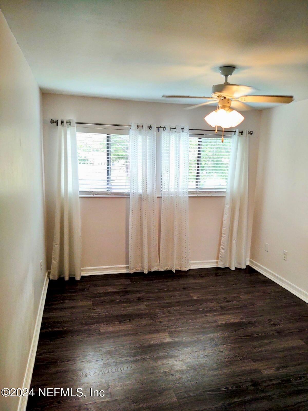 7852 PLAYA DEL REY Court, 7852