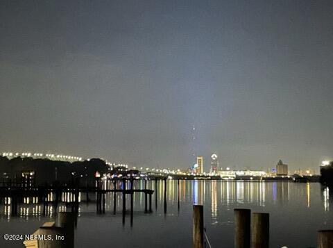 5811 ATLANTIC Boulevard, 117