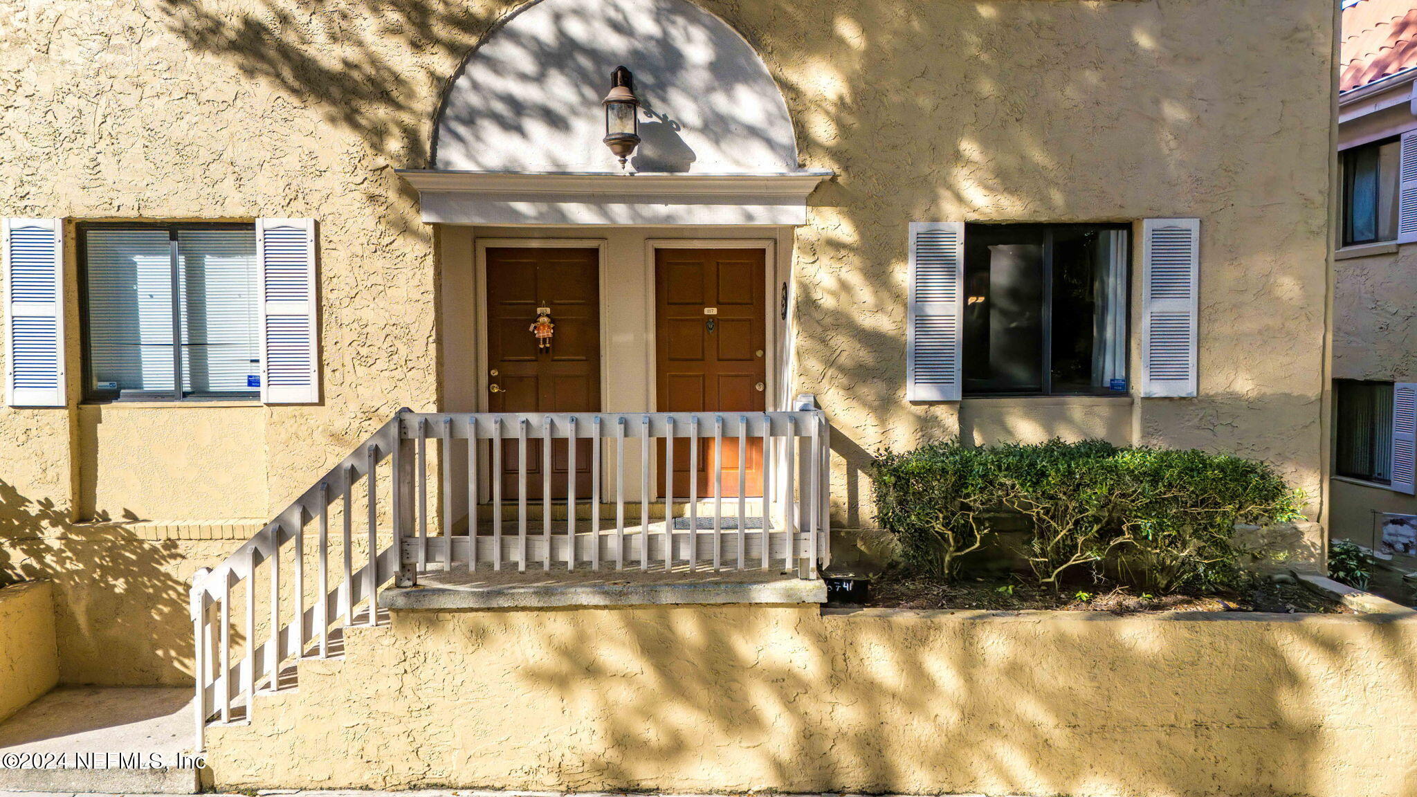 5811 ATLANTIC Boulevard, 117