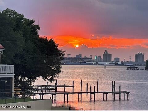 5811 ATLANTIC Boulevard, 117