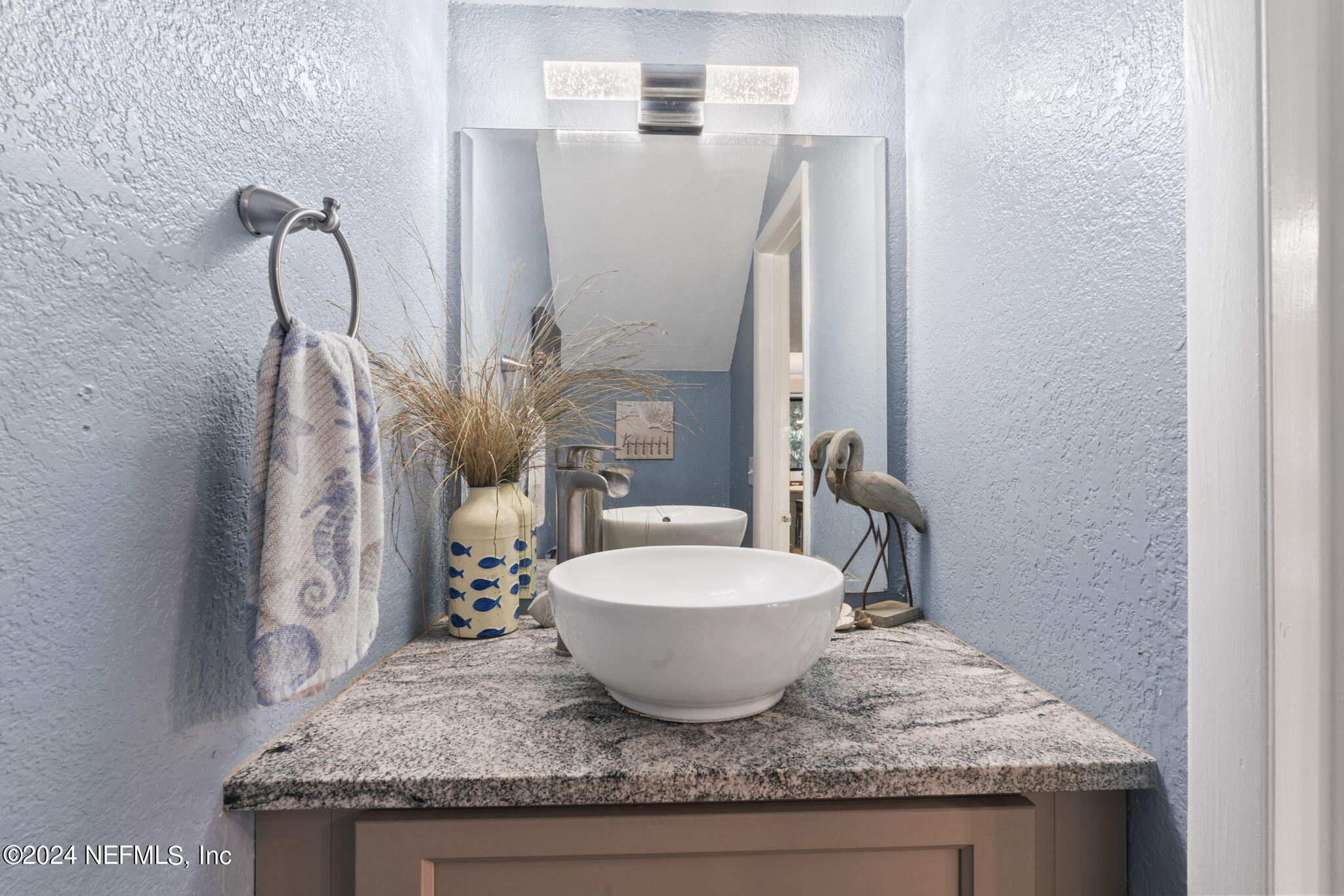 5811 ATLANTIC Boulevard, 117