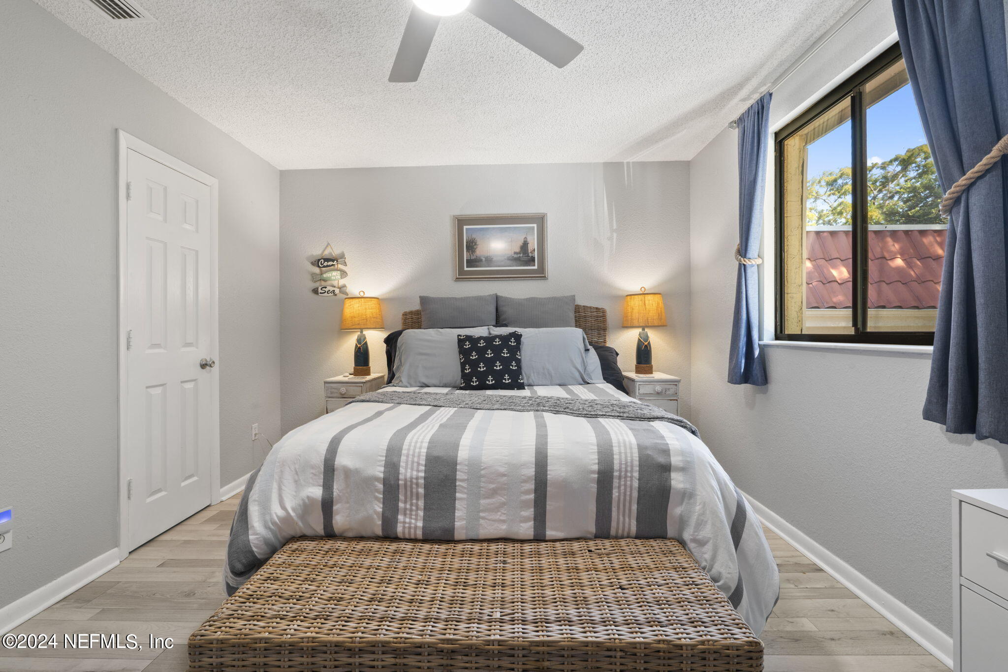 5811 ATLANTIC Boulevard, 117