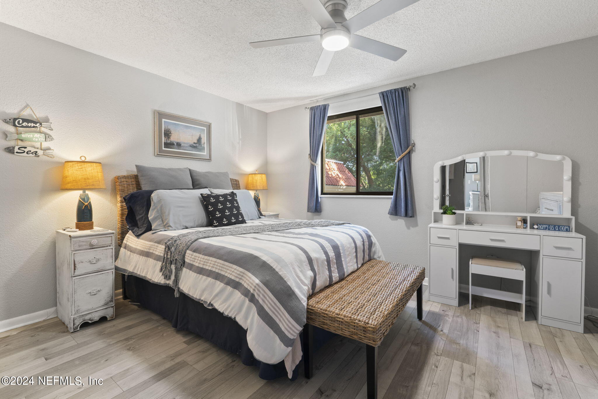 5811 ATLANTIC Boulevard, 117