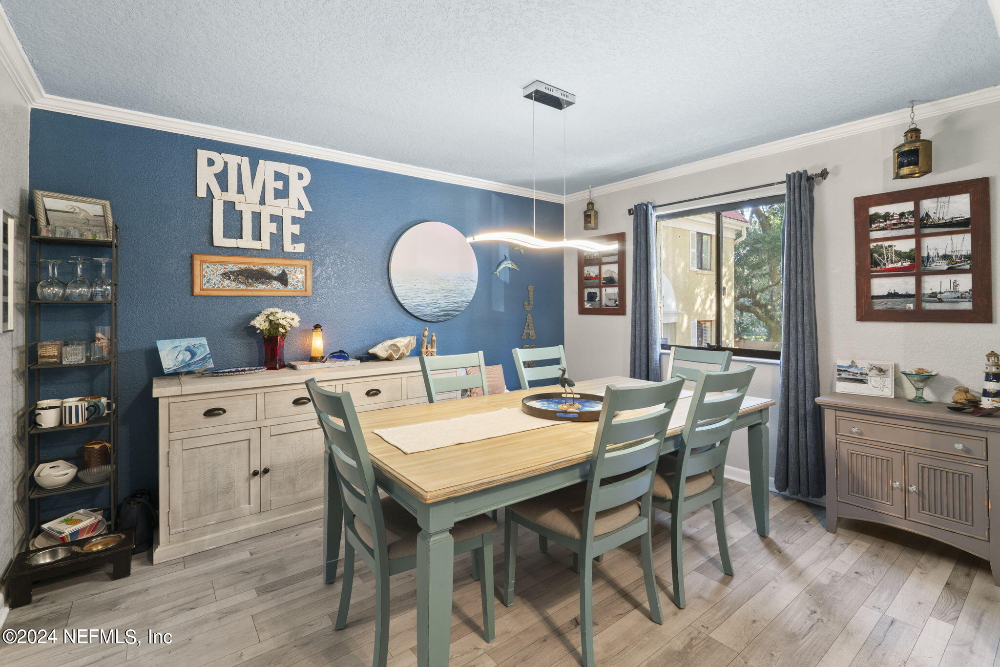 5811 ATLANTIC Boulevard, 117