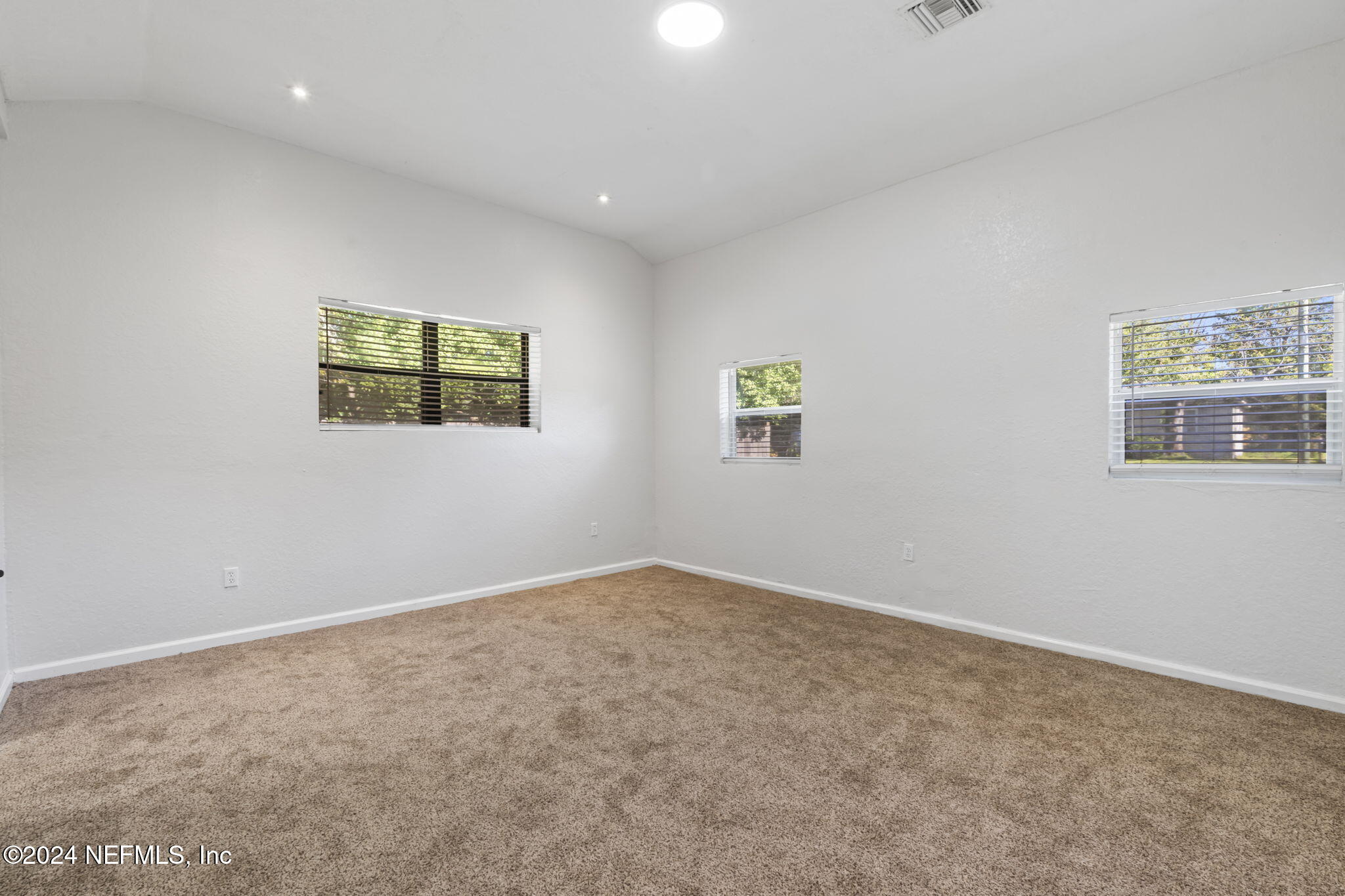 7548 EPPERSON Avenue