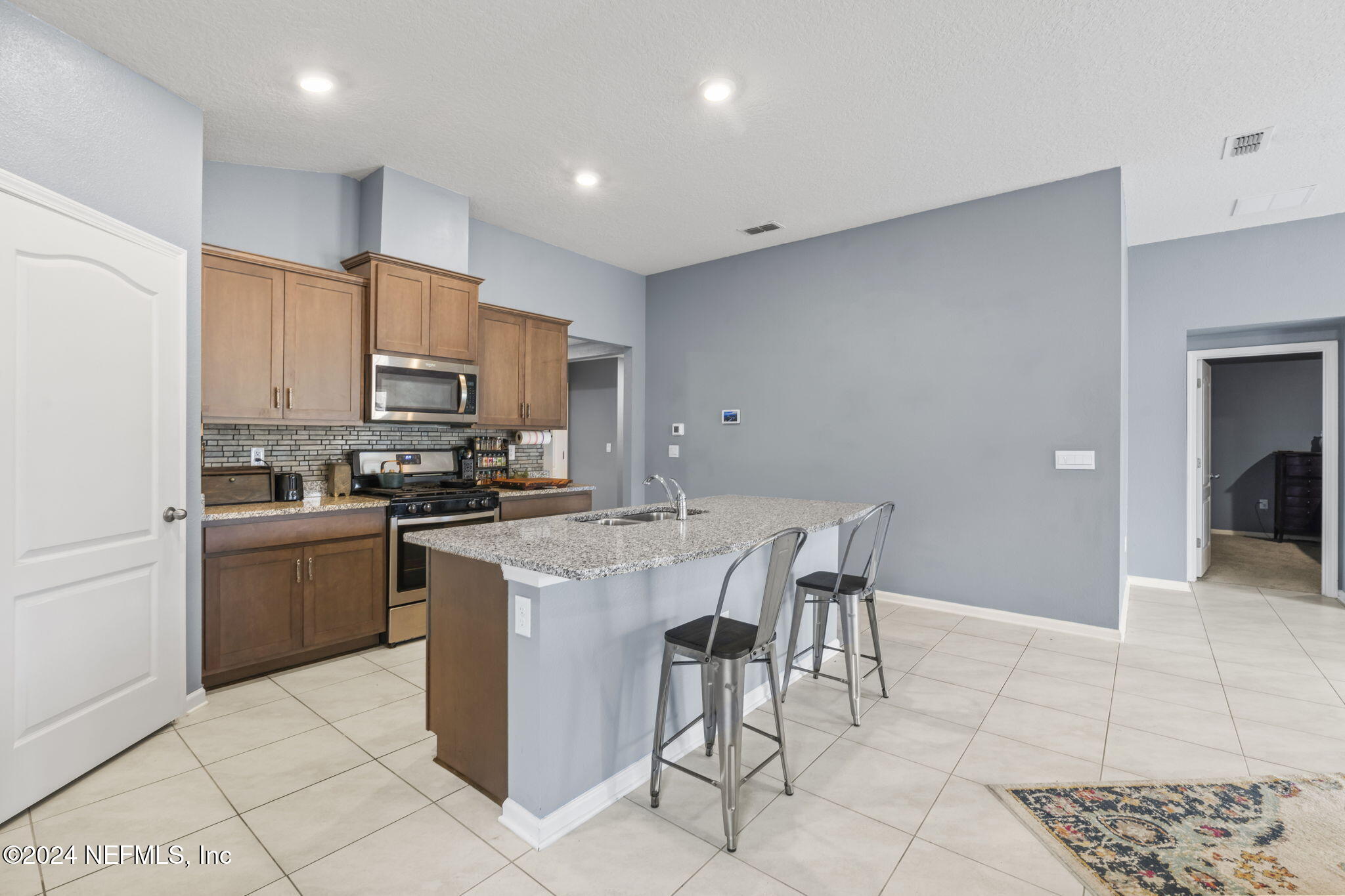 75143 NASSAU STATION Way