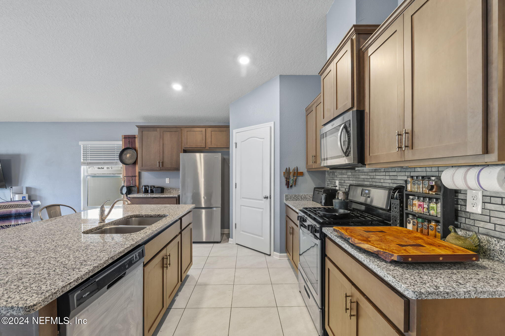 75143 NASSAU STATION Way