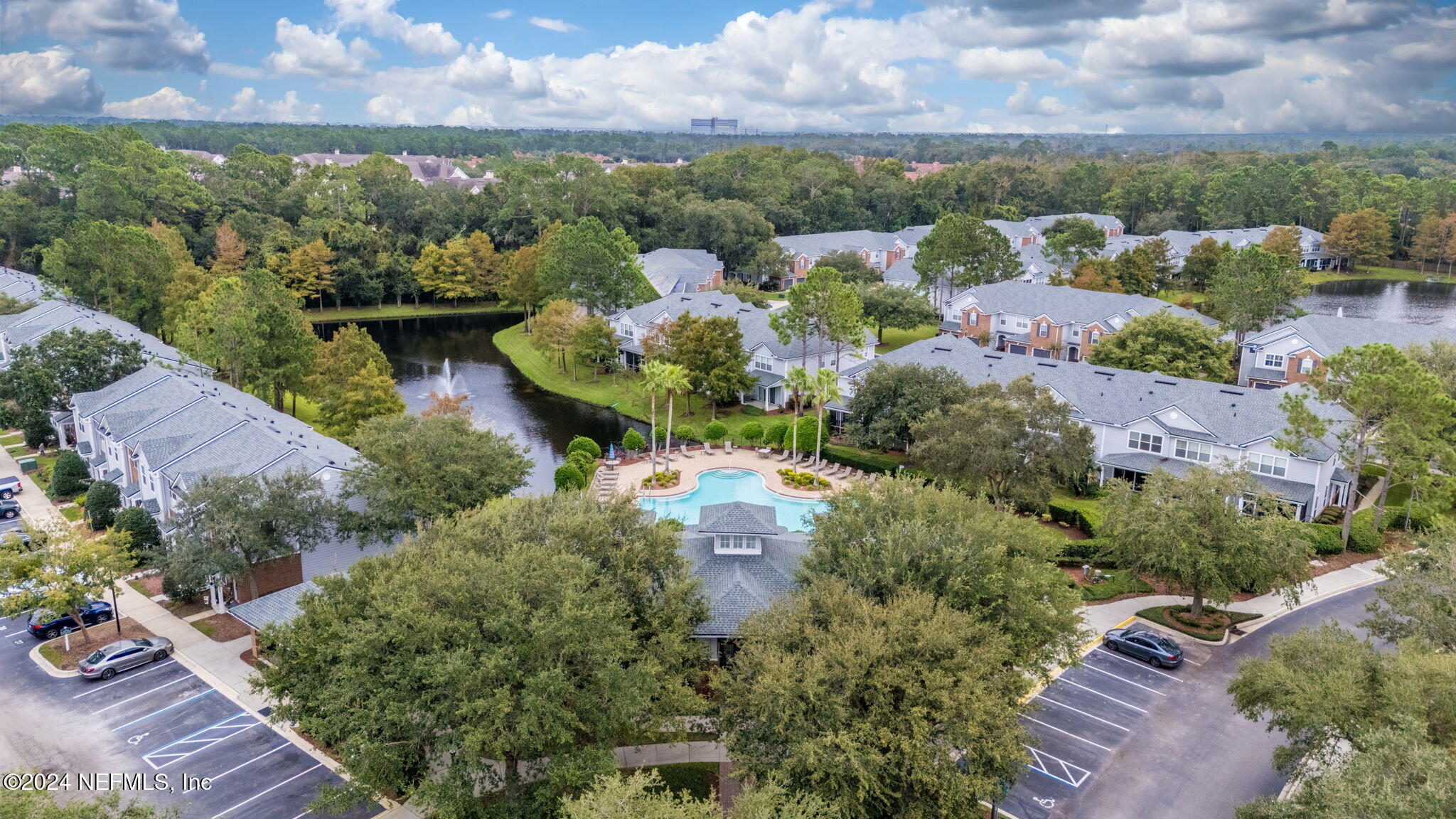 3530 SUMMERLIN Lane N