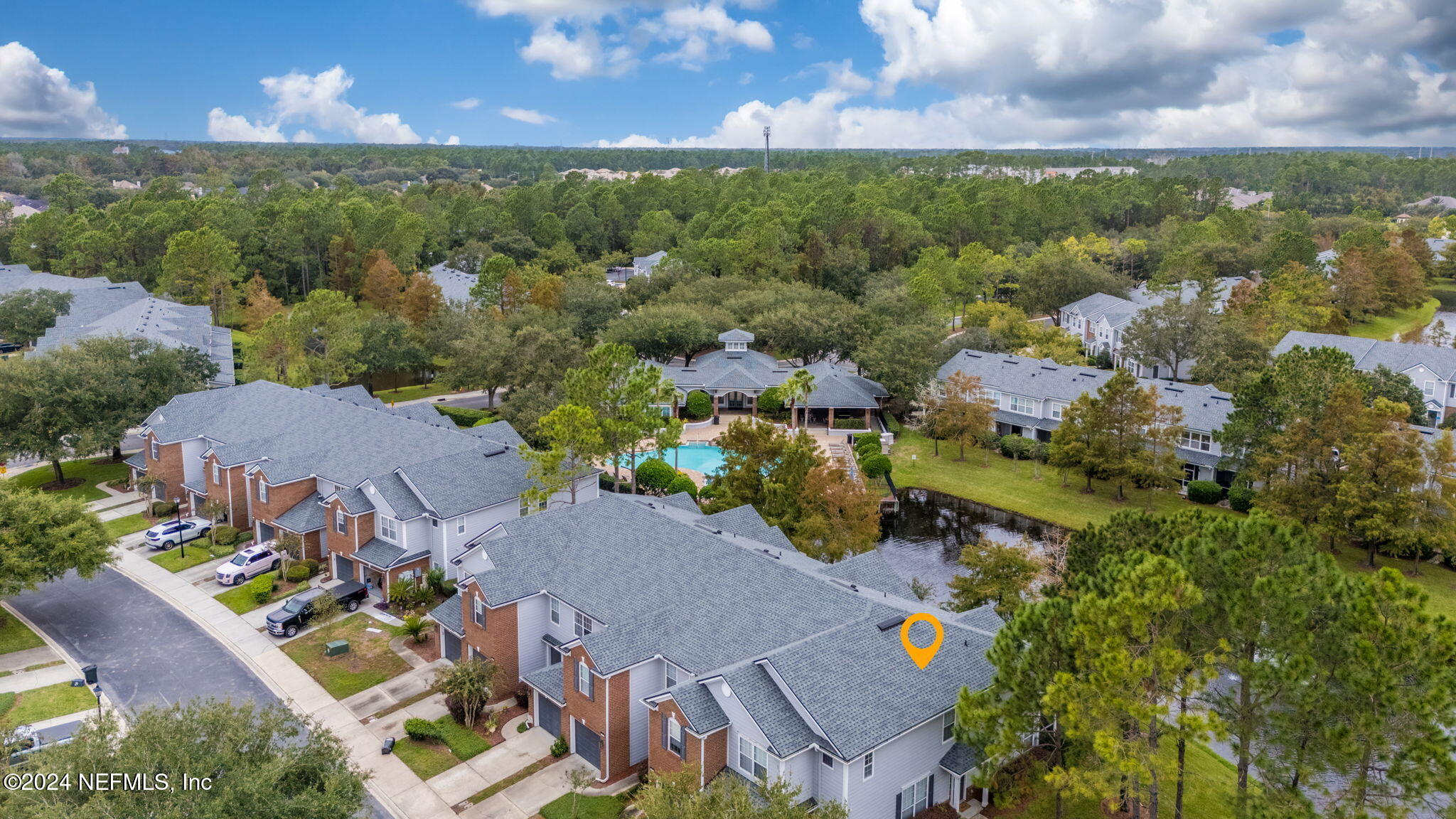 3530 SUMMERLIN Lane N