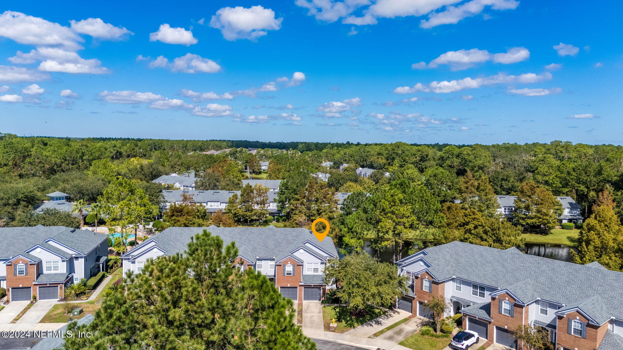 3530 SUMMERLIN Lane N