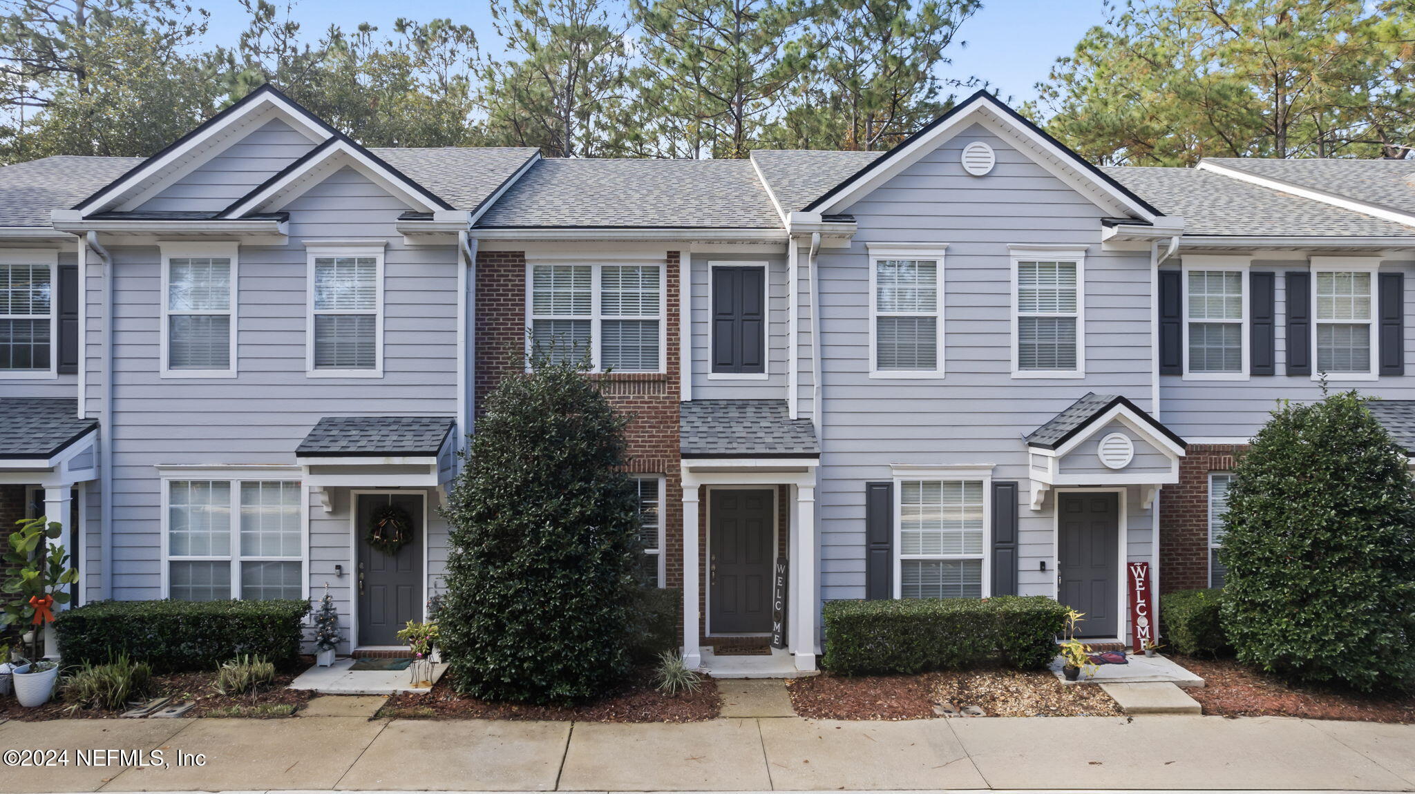 3530 SUMMERLIN Lane N