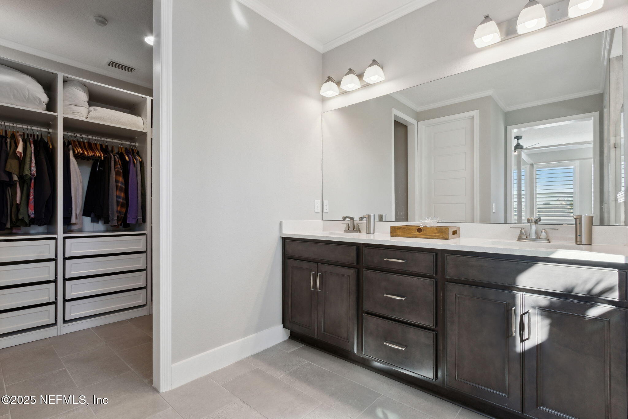 85377 FALL RIVER Parkway