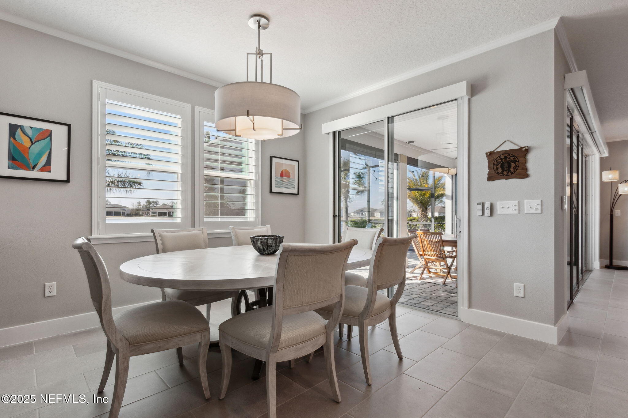 85377 FALL RIVER Parkway