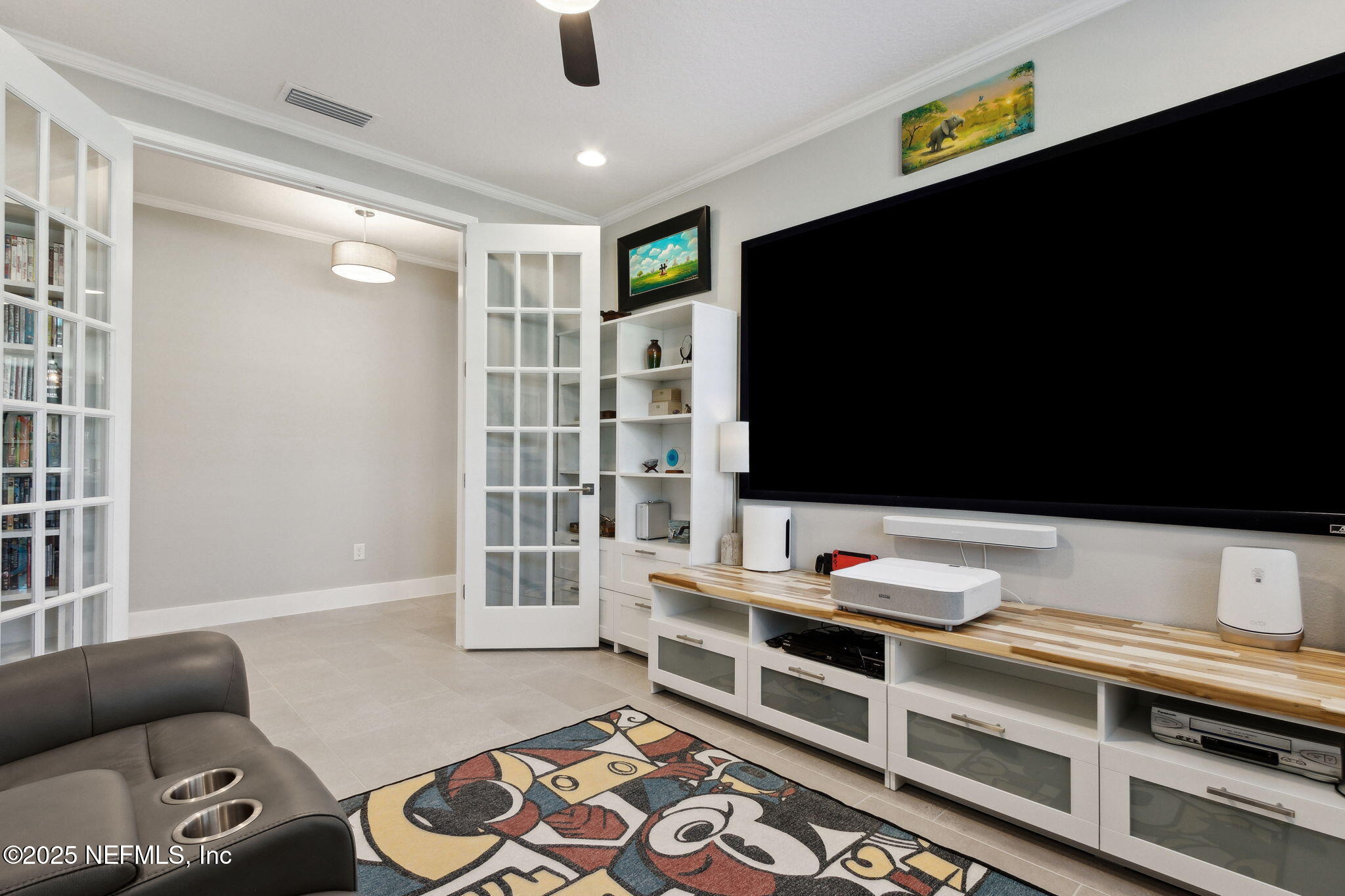 85377 FALL RIVER Parkway