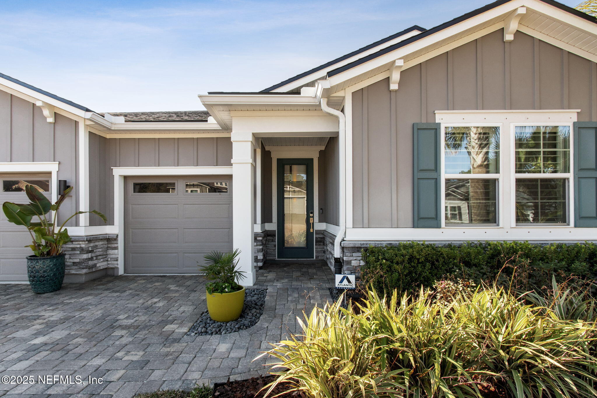 85377 FALL RIVER Parkway