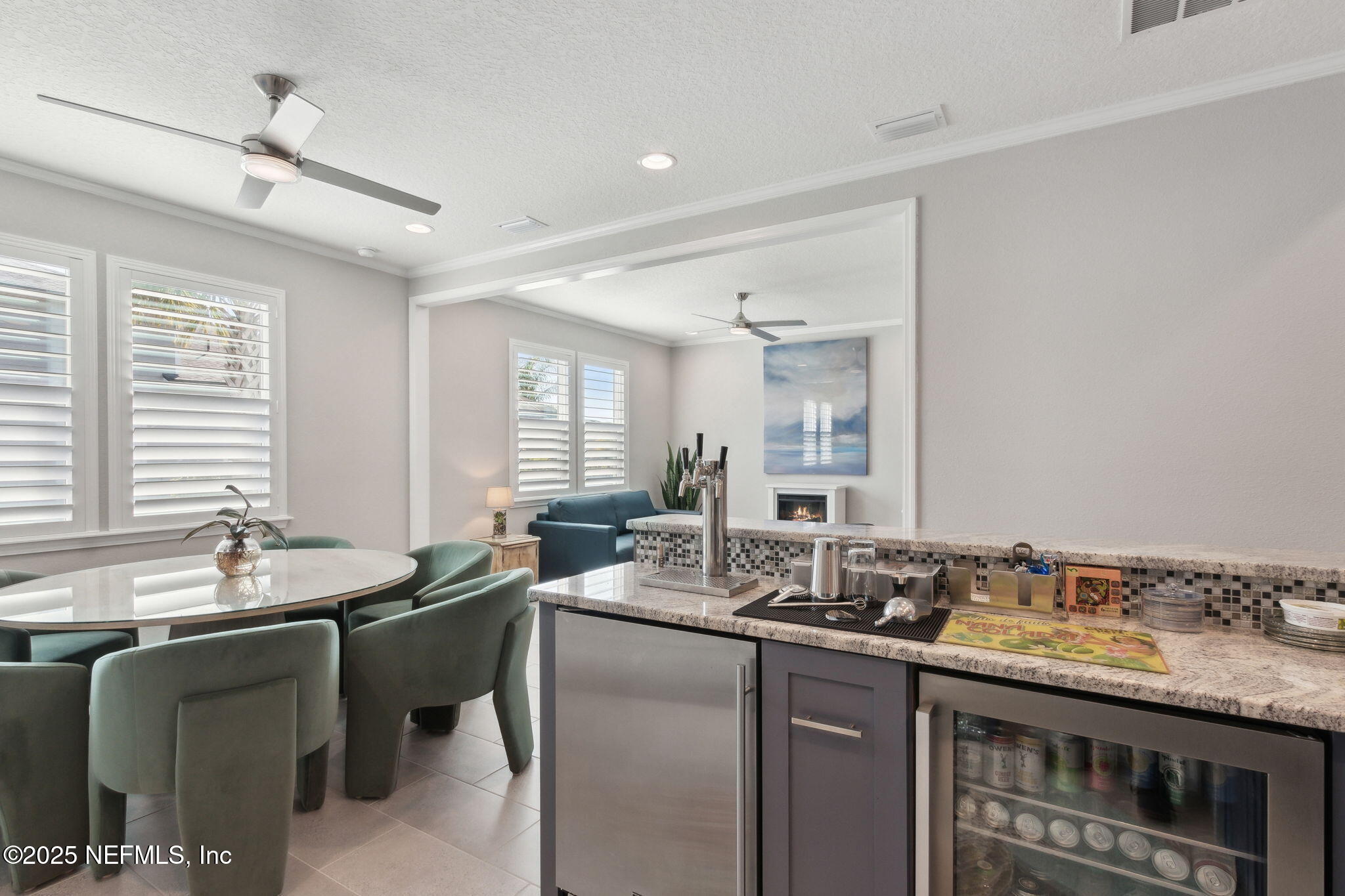 85377 FALL RIVER Parkway