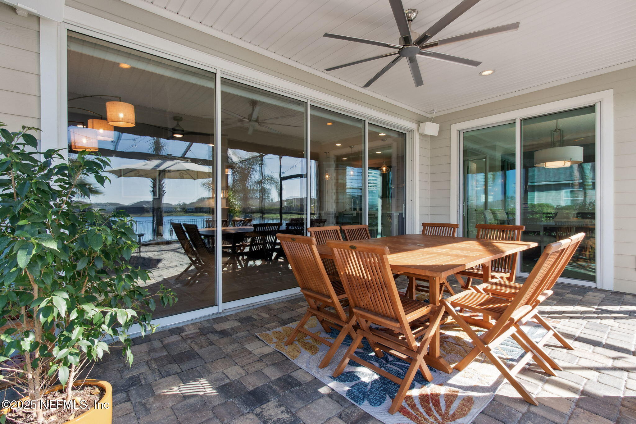 85377 FALL RIVER Parkway