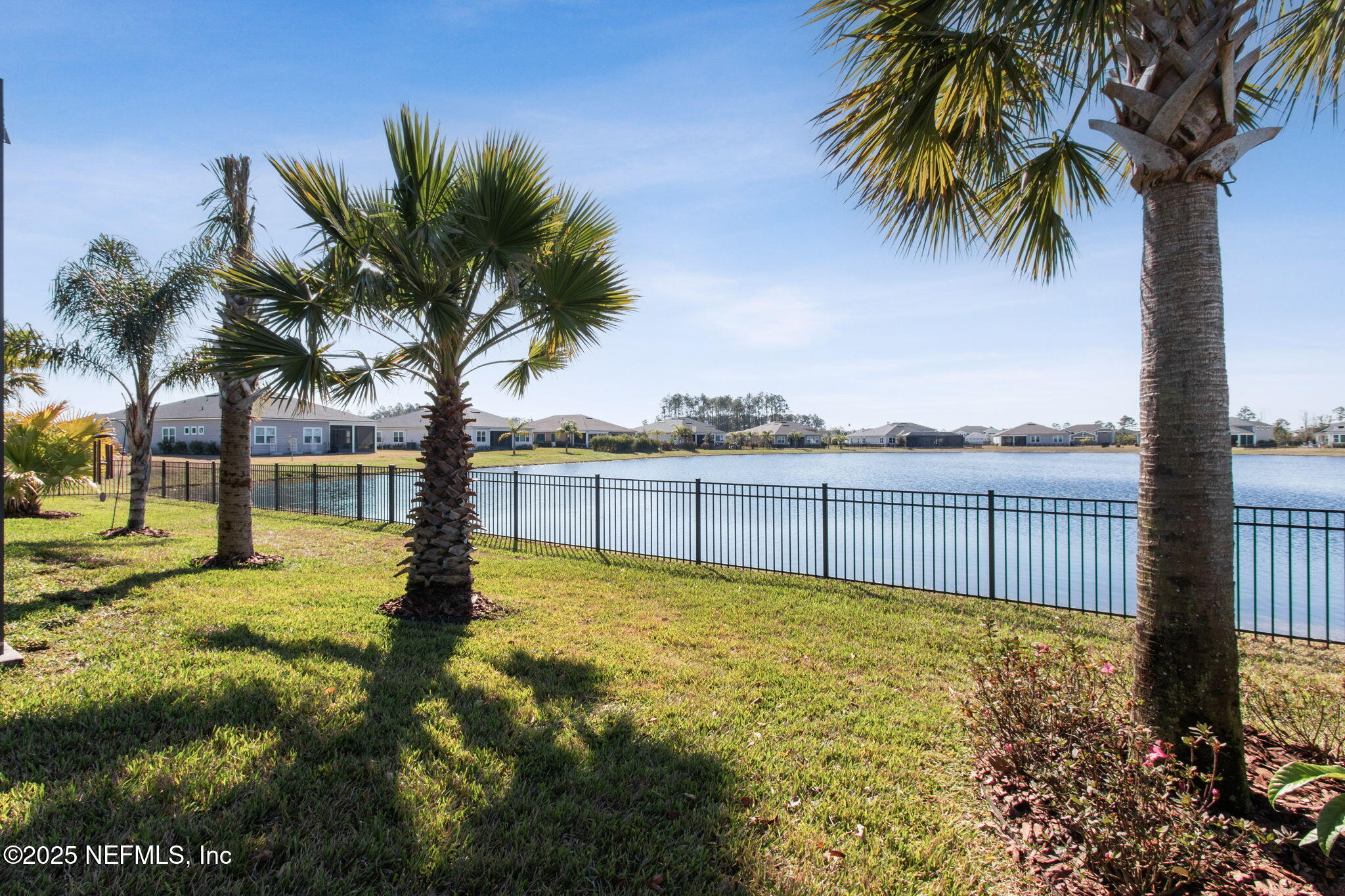 85377 FALL RIVER Parkway