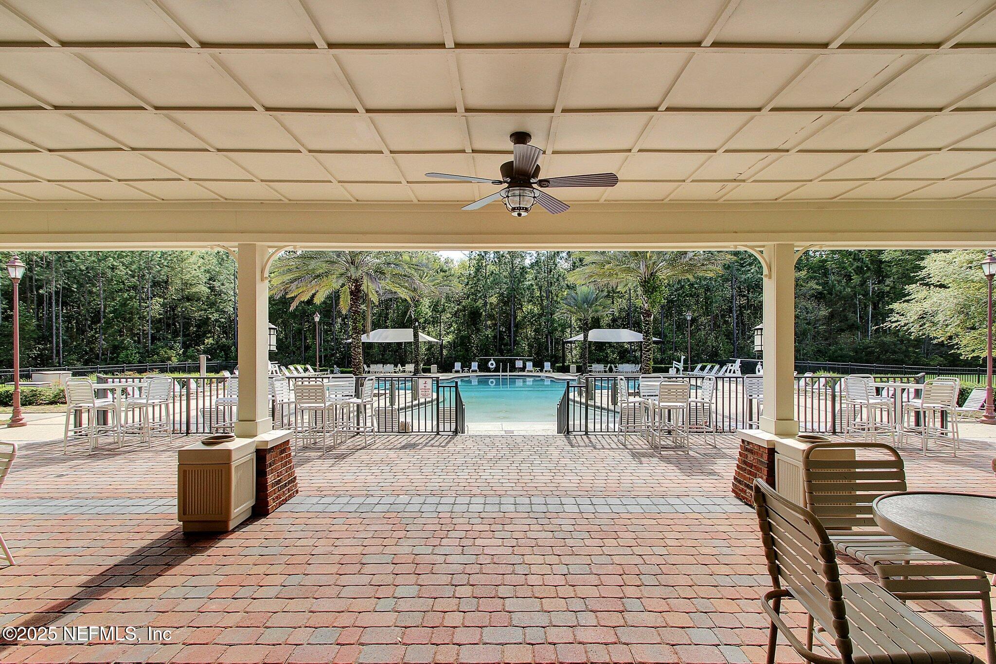 85377 FALL RIVER Parkway