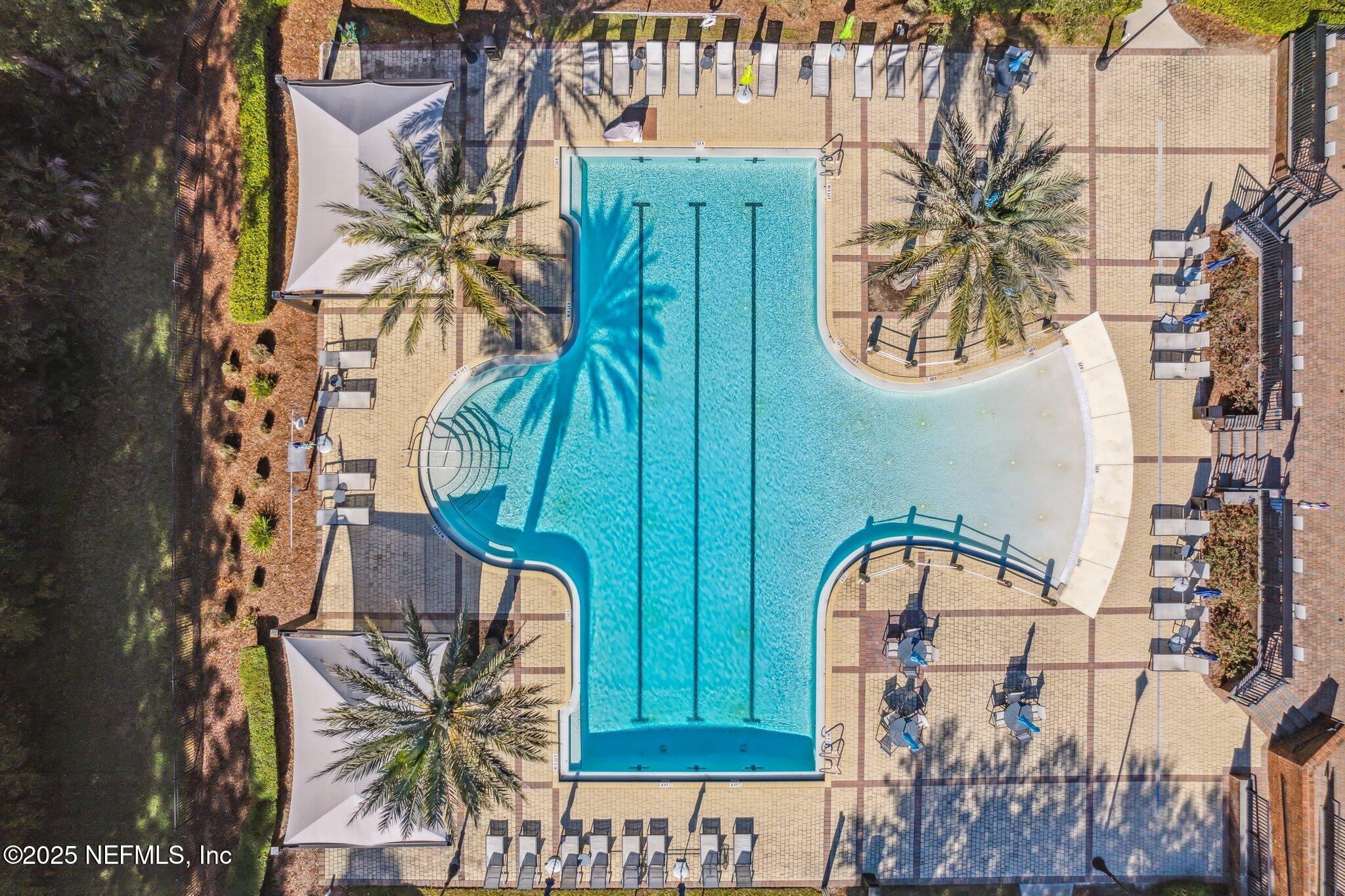 85377 FALL RIVER Parkway