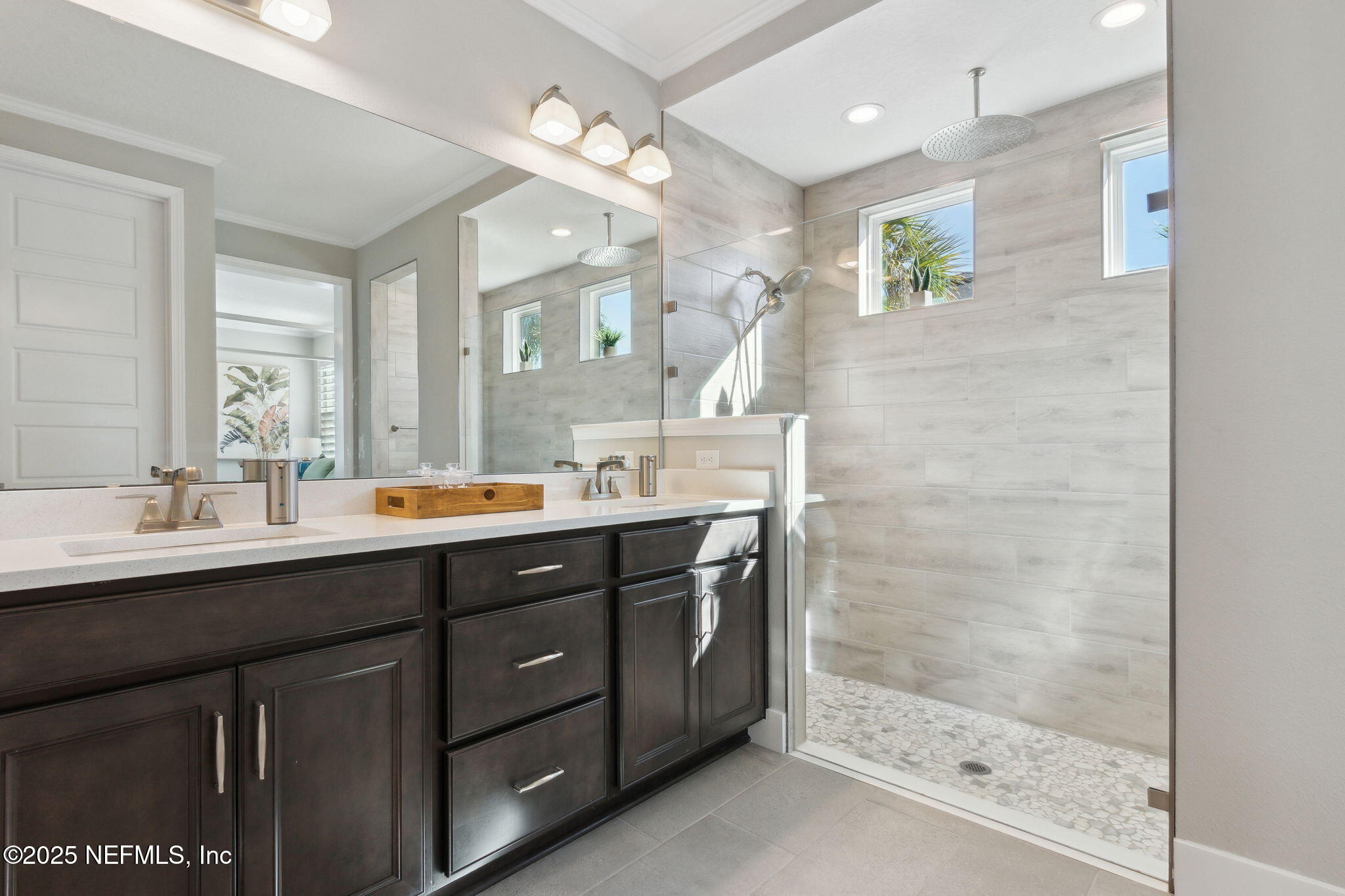 85377 FALL RIVER Parkway