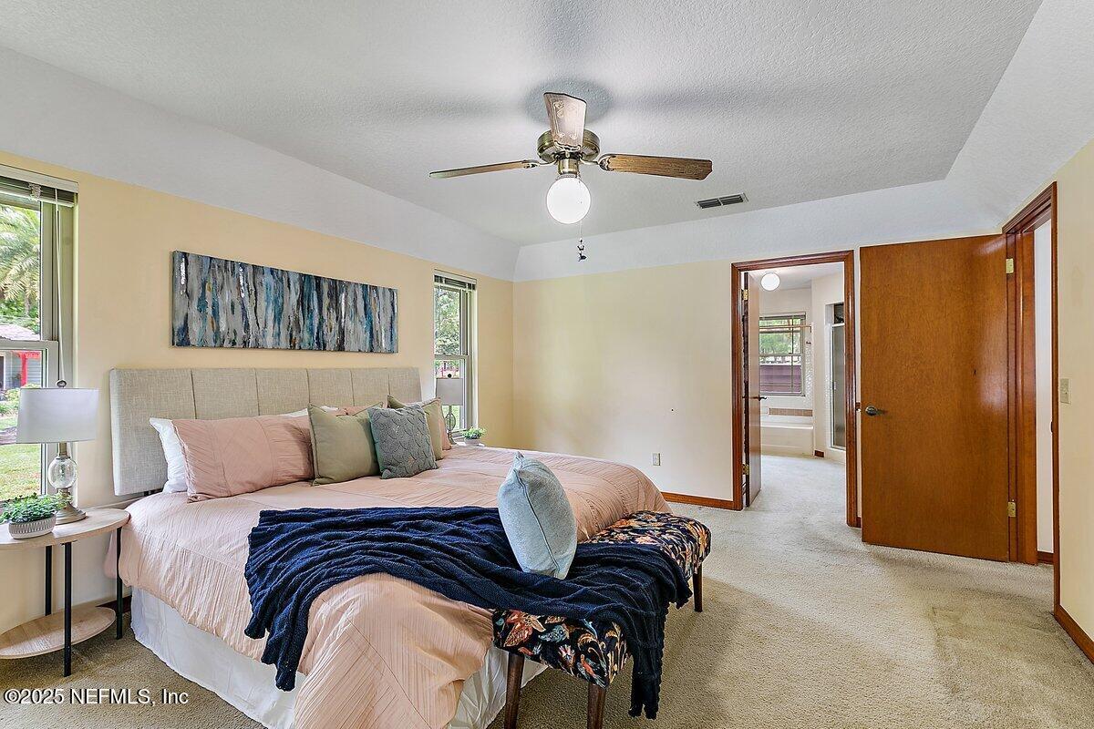 1240 MORNING DOVE Court, St. Johns