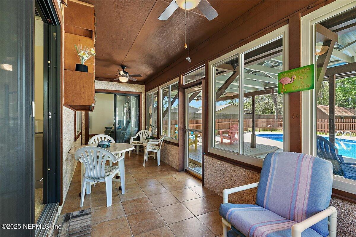 1240 MORNING DOVE Court, St. Johns