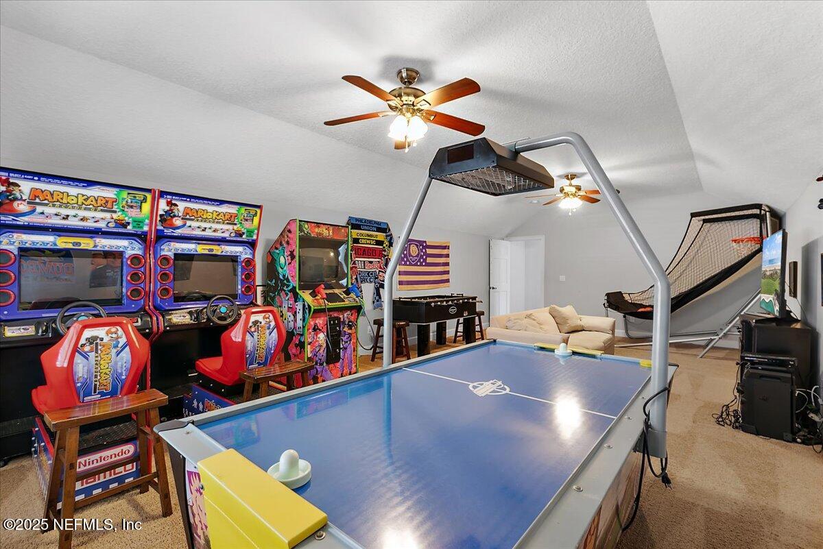 3315 BISHOP ESTATES ROAD Road