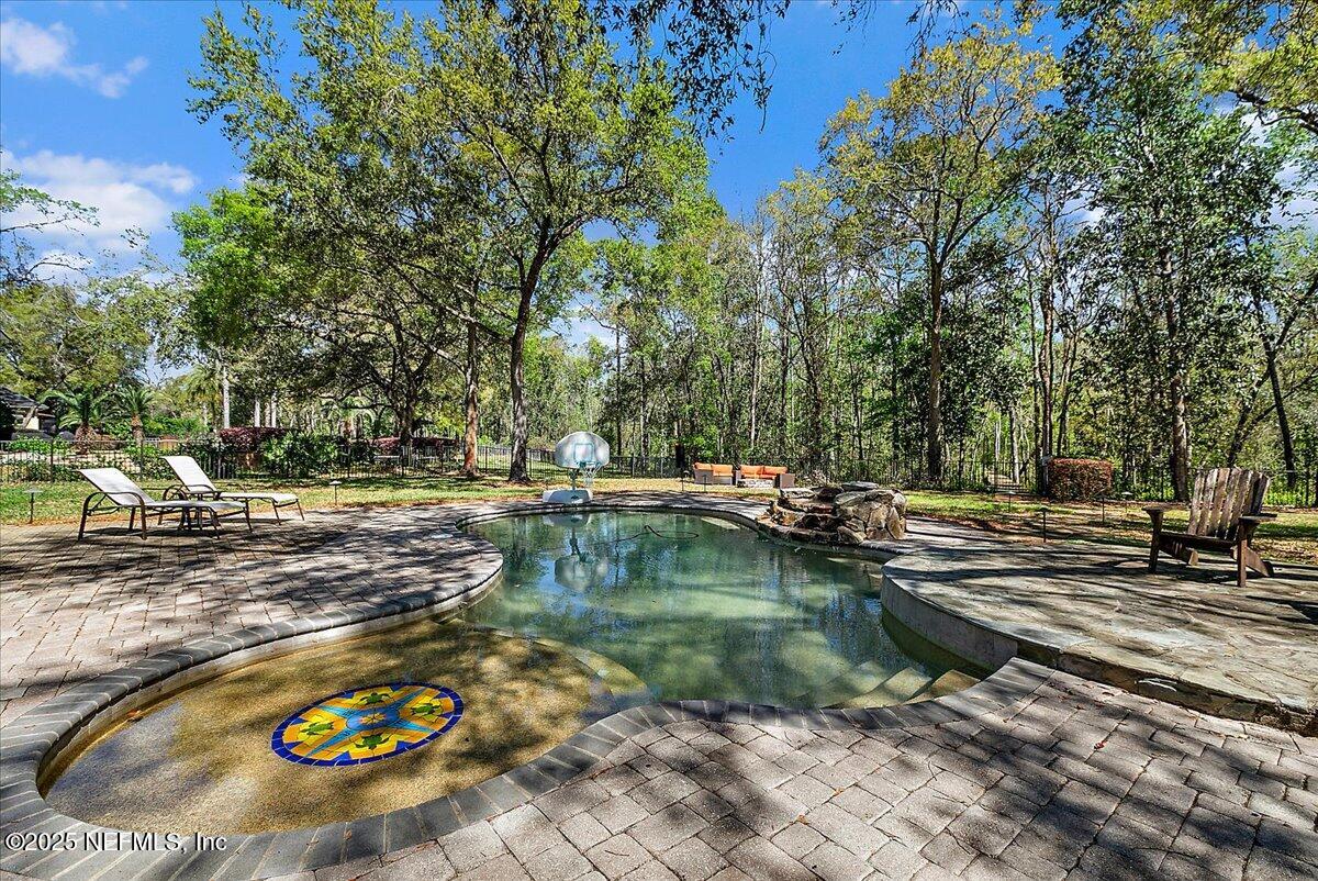 3315 BISHOP ESTATES ROAD Road