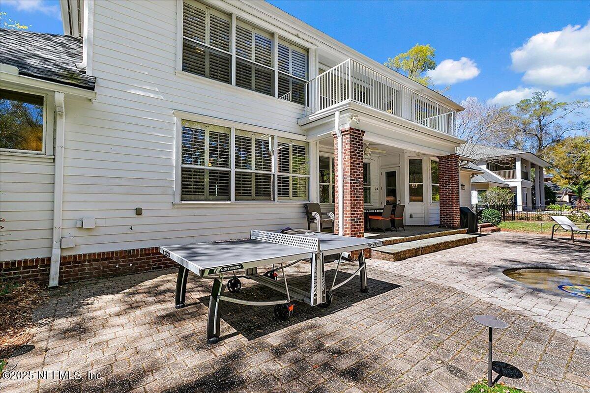 3315 BISHOP ESTATES ROAD Road