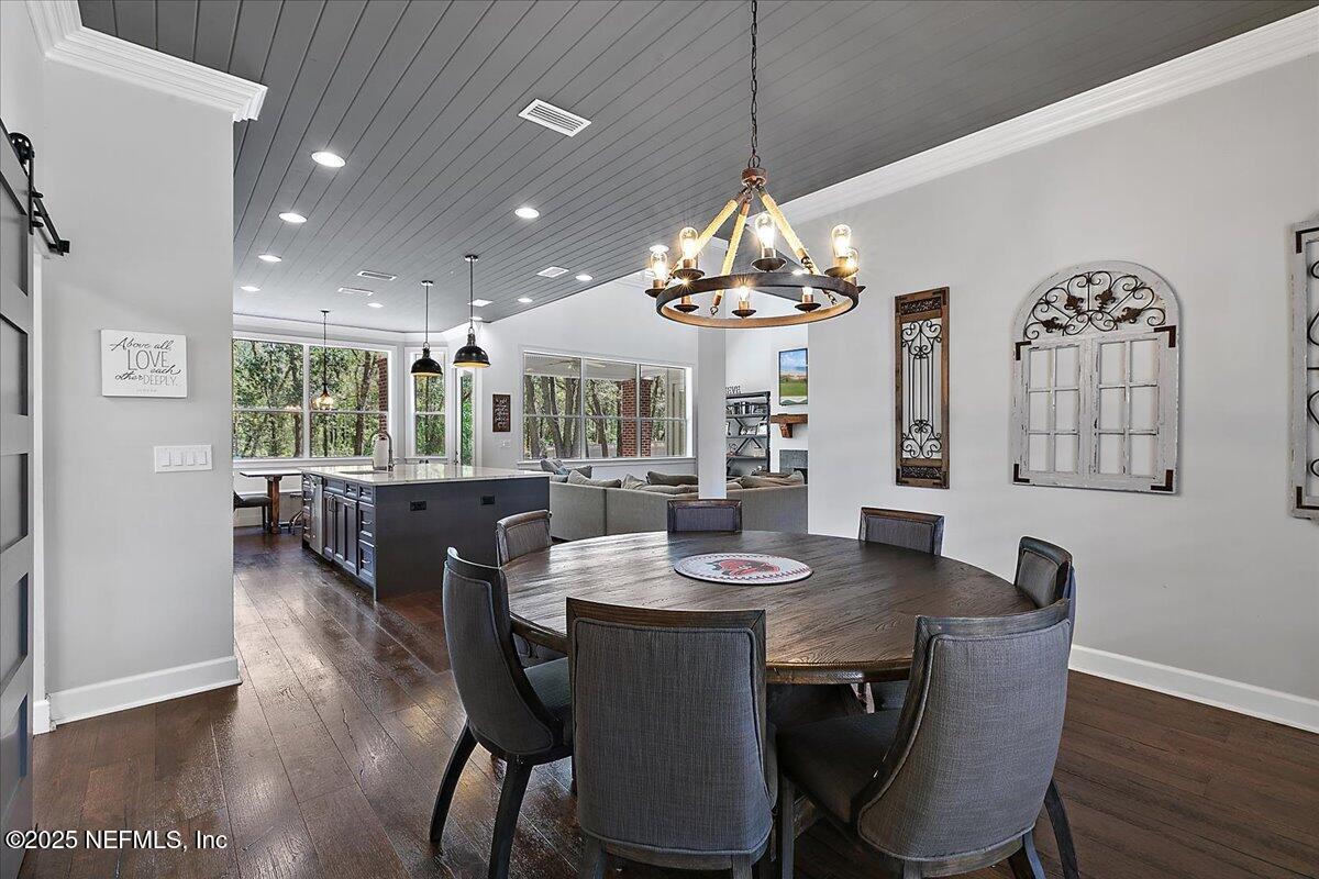 3315 BISHOP ESTATES ROAD Road