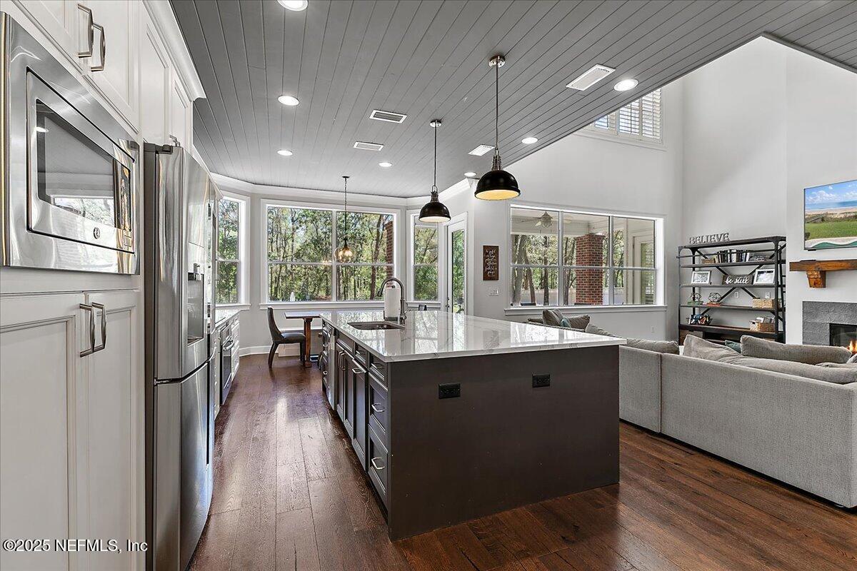 3315 BISHOP ESTATES ROAD Road