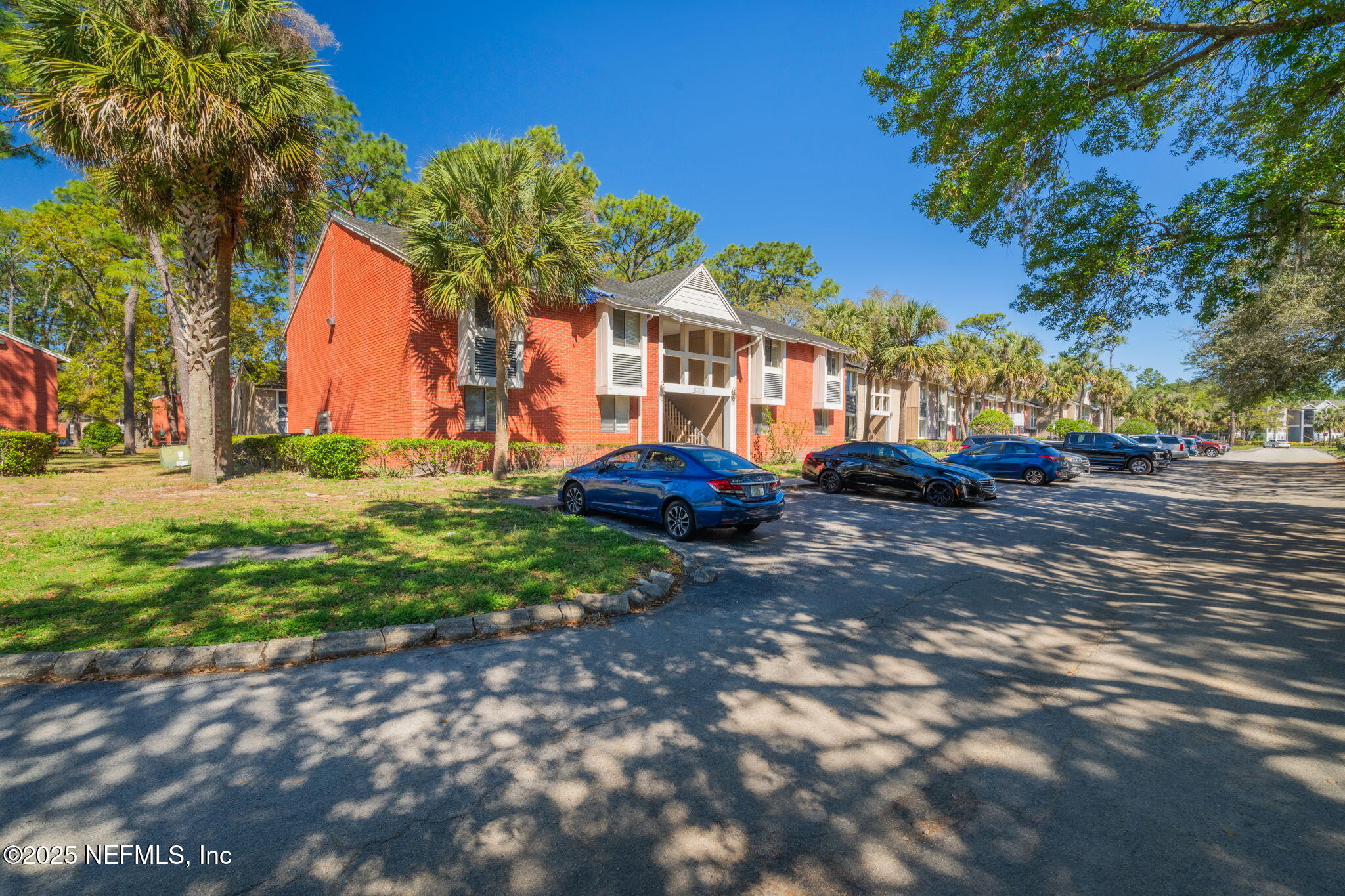 8880 OLD KINGS Road S, 21