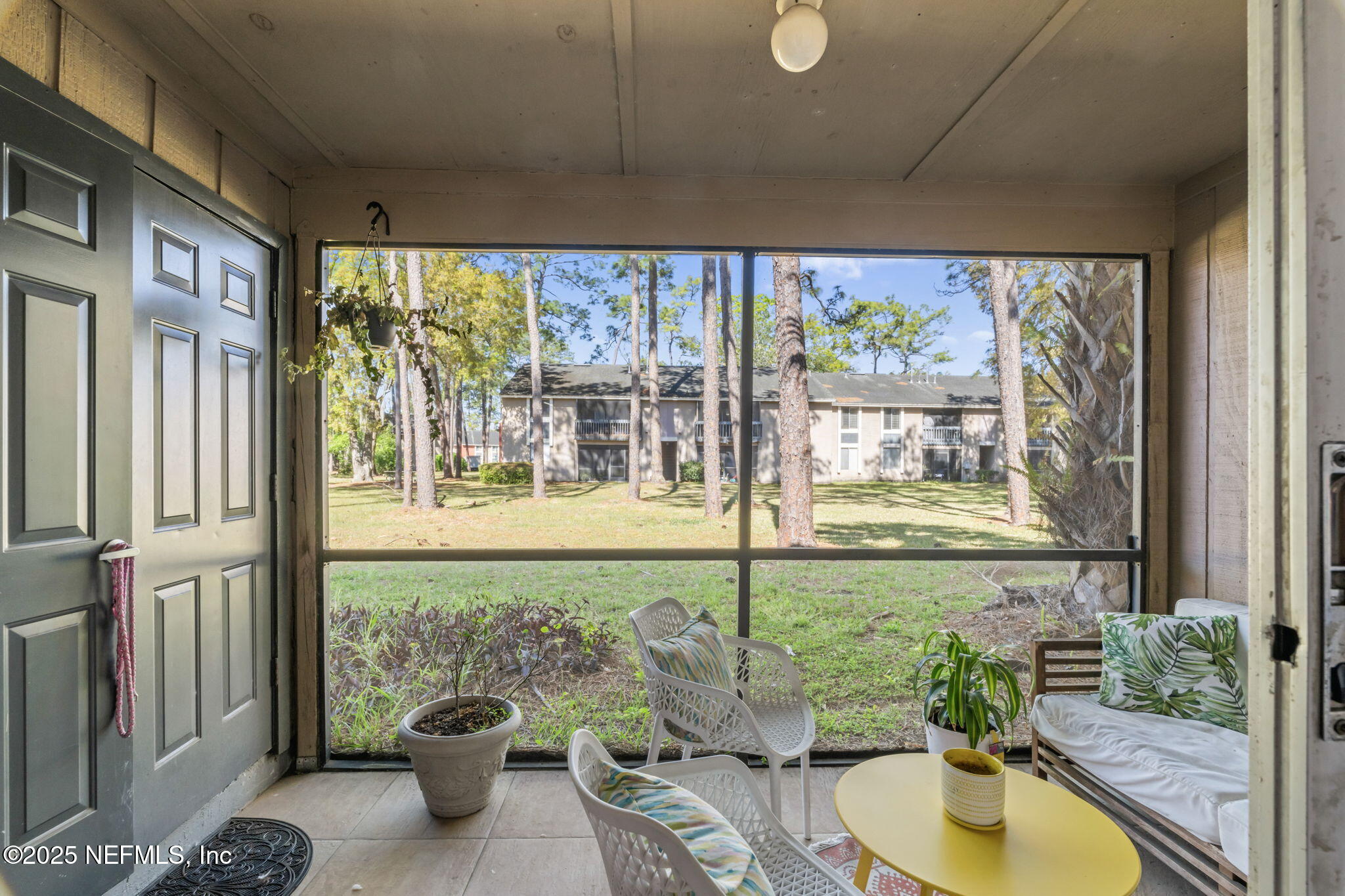 8880 OLD KINGS Road S, 21