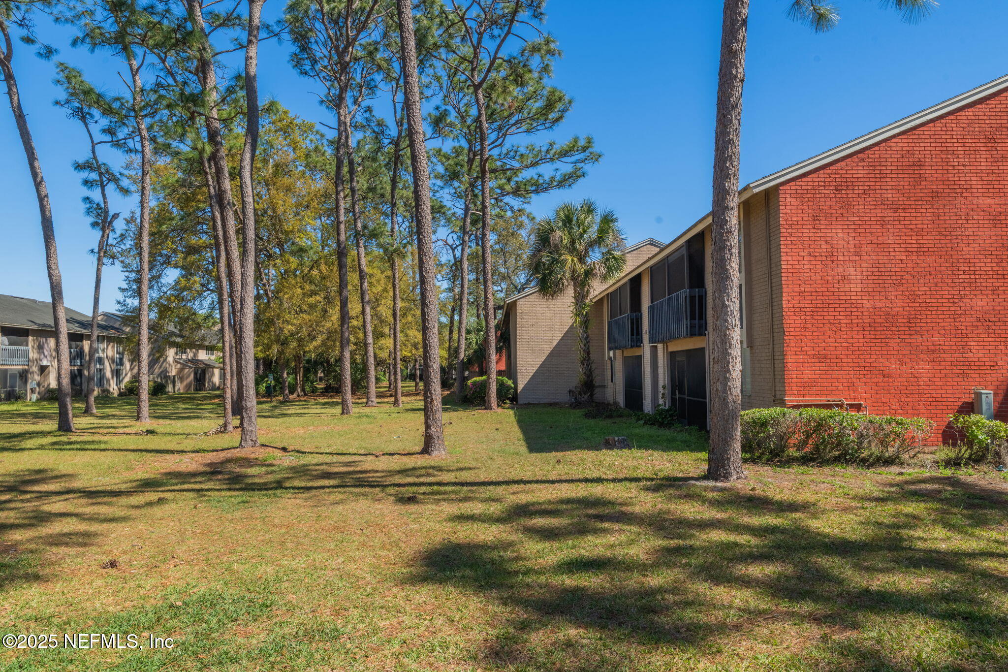 8880 OLD KINGS Road S, 21