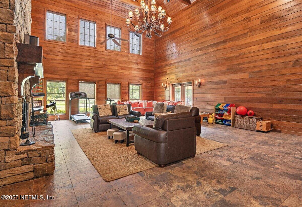 3355 BISHOP ESTATES Road, St. Johns