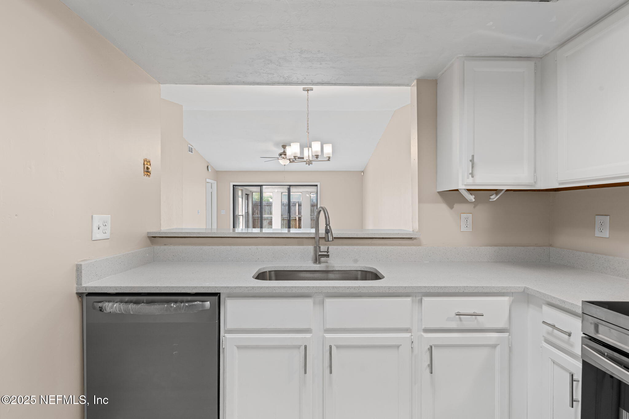 10768 IRONSTONE Drive N