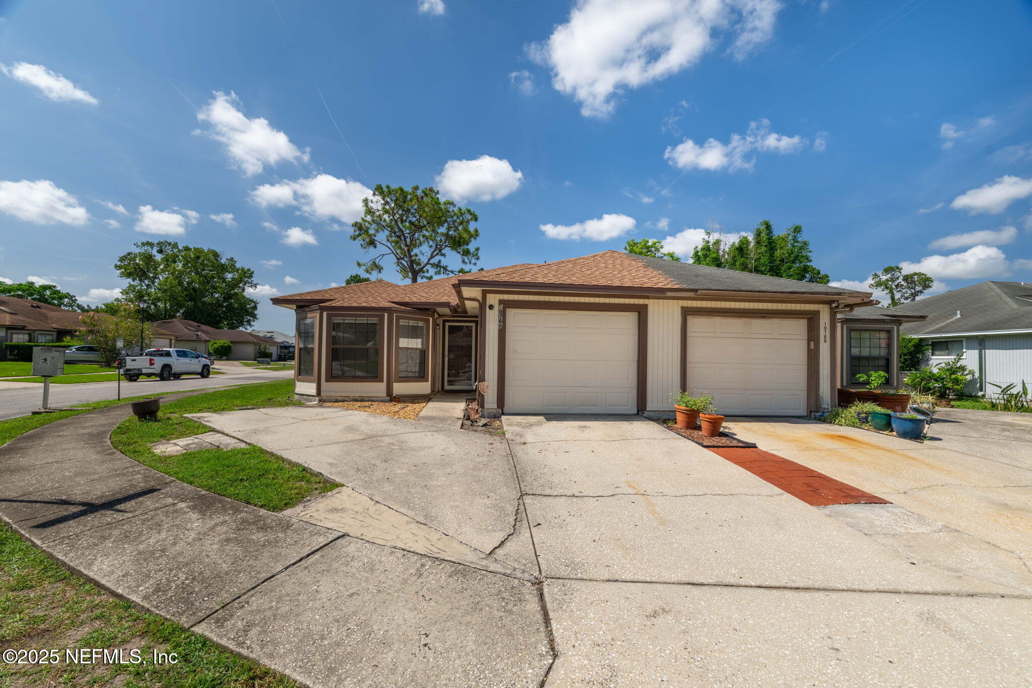 10768 IRONSTONE Drive N