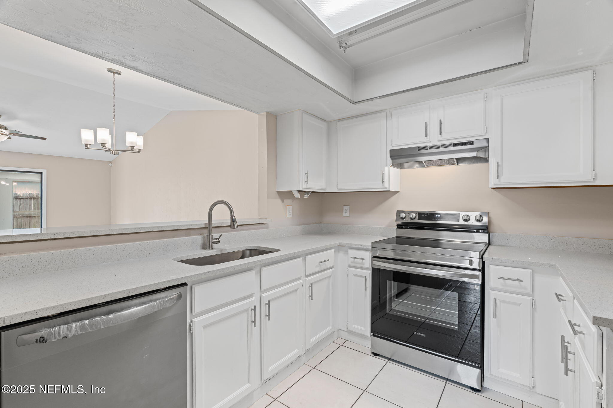 10768 IRONSTONE Drive N