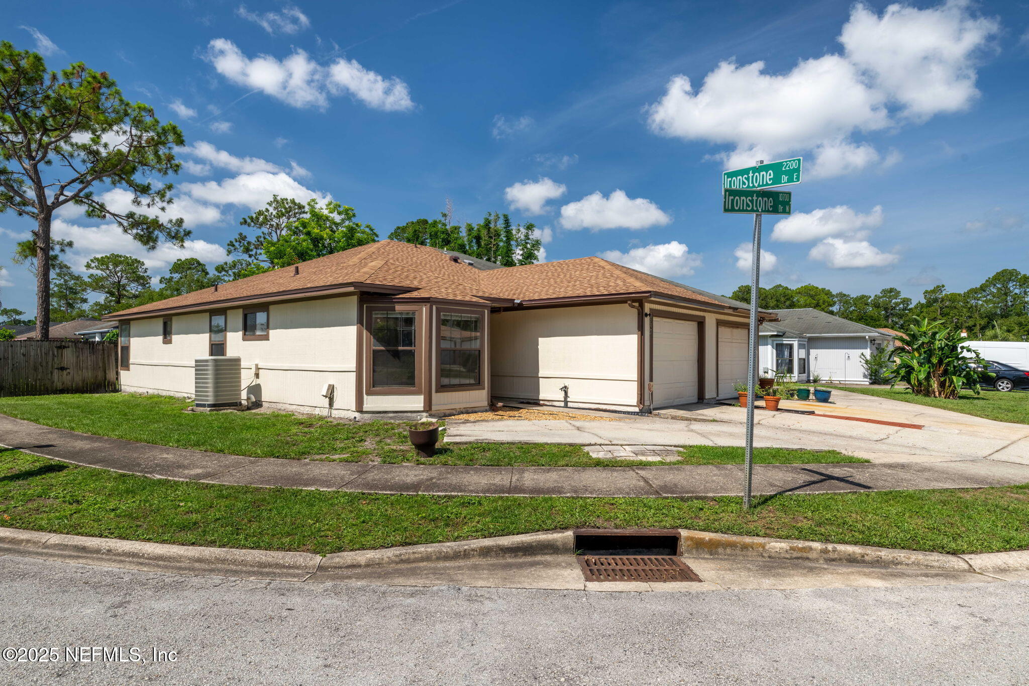 10768 IRONSTONE Drive N