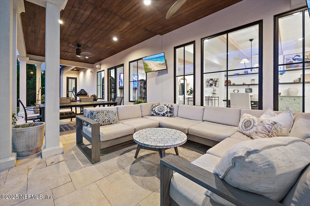 150 HICKORY HILL Drive, St. Augustine